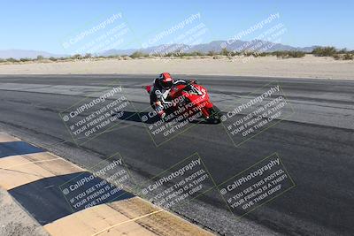 media/Dec-01-2025-Moto Forza (Mon) [[2daa91e15f]]/2-Intermediate Group/Session 4 (Turn 10 Inside)/